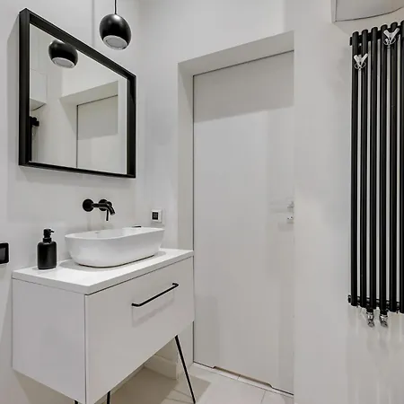 Grand Molo By Grand *